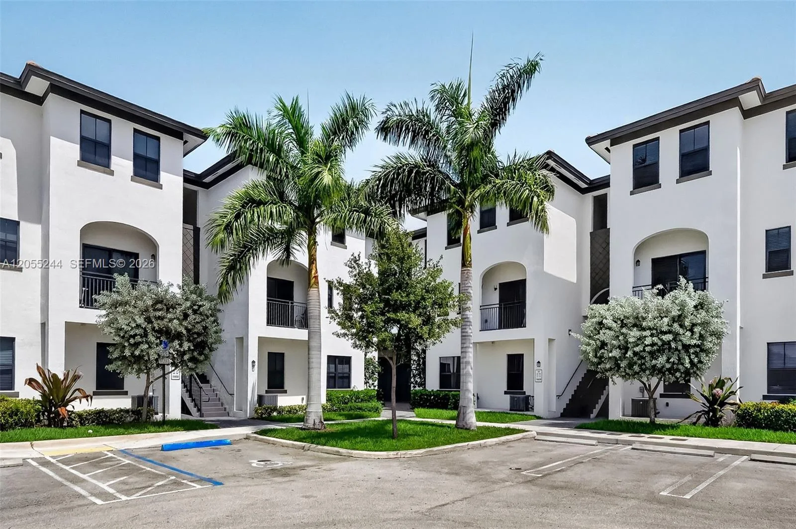 15650 SW 136th St # 212, Miami, FL 33196