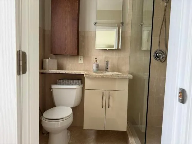 223 S FEDERAL Highway # 17, Dania Beach, FL 33004 photo 11