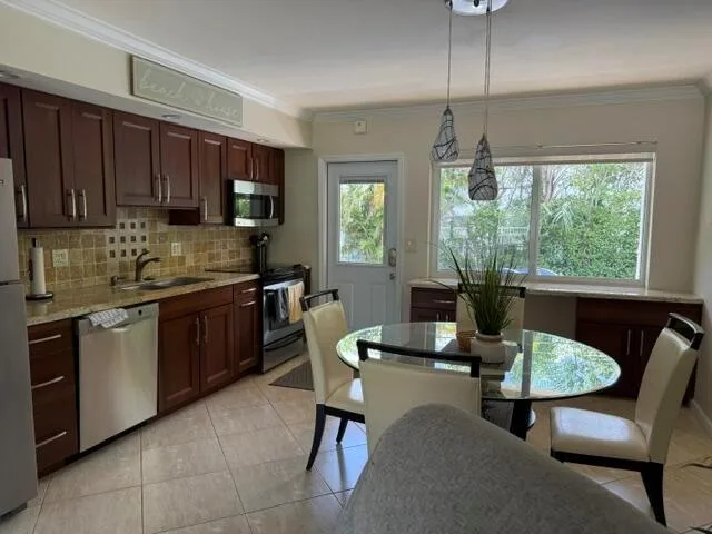 223 S FEDERAL Highway # 17, Dania Beach, FL 33004 photo 4