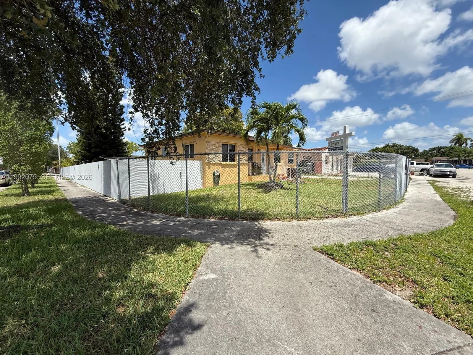 3700 W 6th Ln, Hialeah, FL 33012 photo 3
