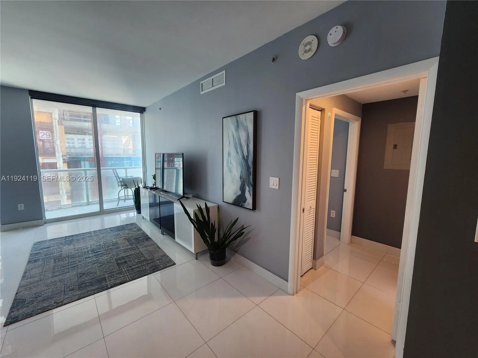 244 Biscayne Blvd # 3006, Miami, FL 33132 photo 6
