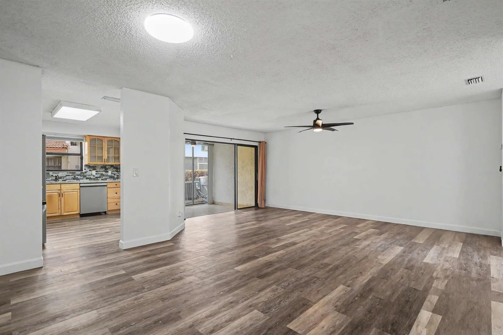 3405 EMERALD OAKS Drive # 207, Hollywood, FL 33021 photo 12