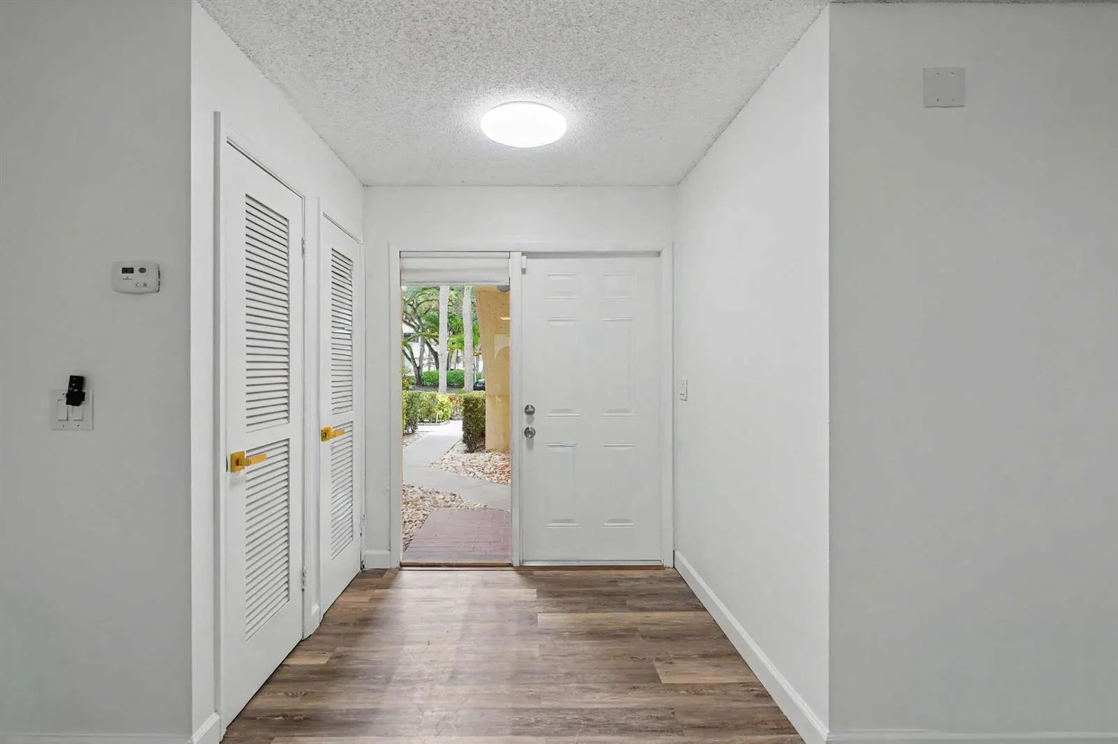 3405 EMERALD OAKS Drive # 207, Hollywood, FL 33021 photo 7