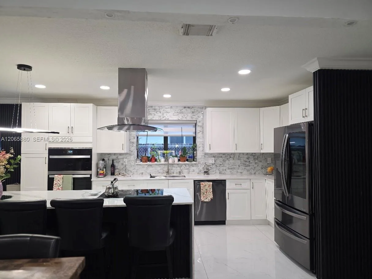 15101 SW 180th Ter, Miami, FL 33187 photo 4