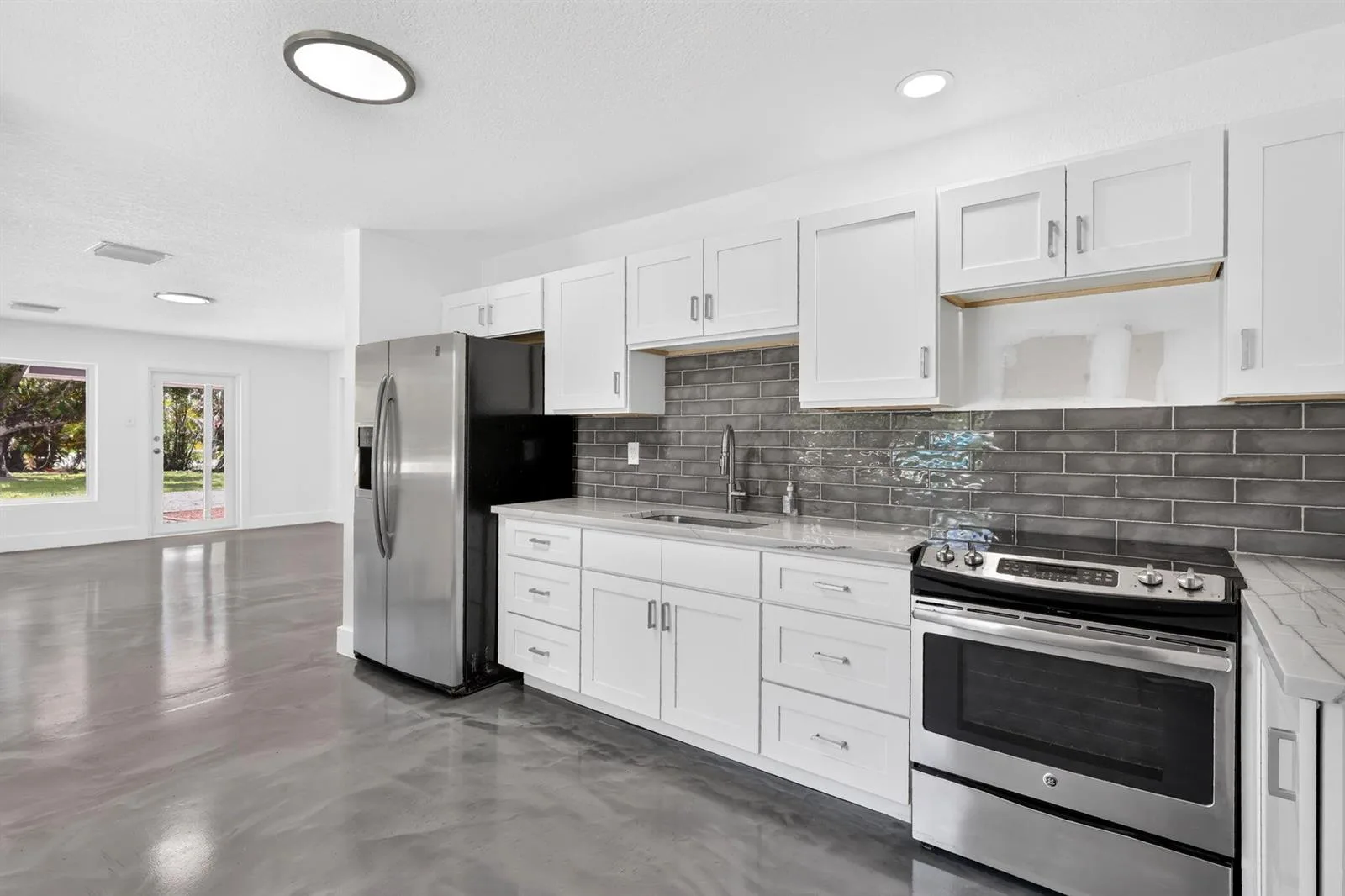 5327 St Lucie Boulevard, Fort Pierce, FL 34946 — zdjęcie 4