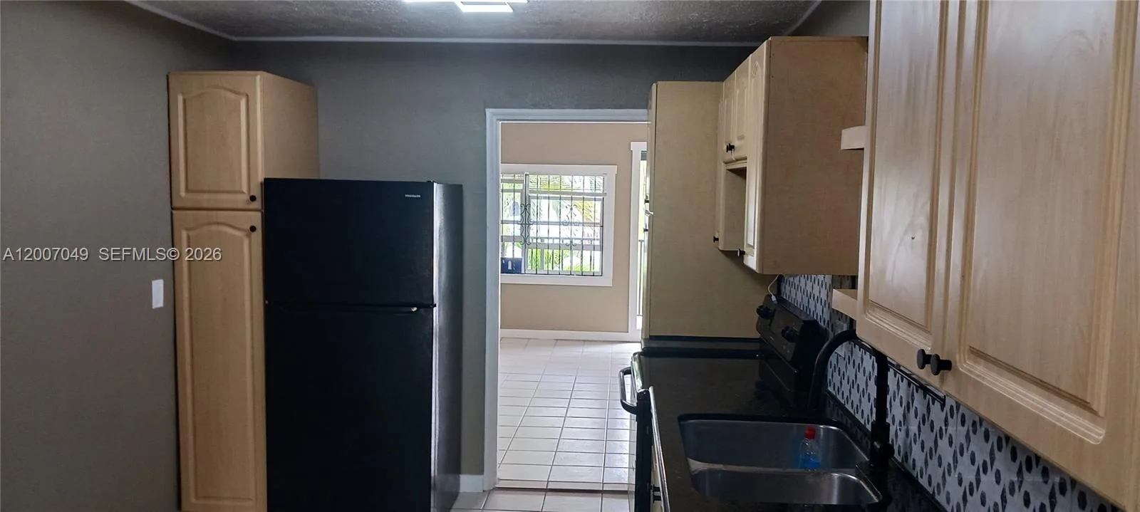 2272 SW 8th St # 3, Miami, FL 33135 photo 11