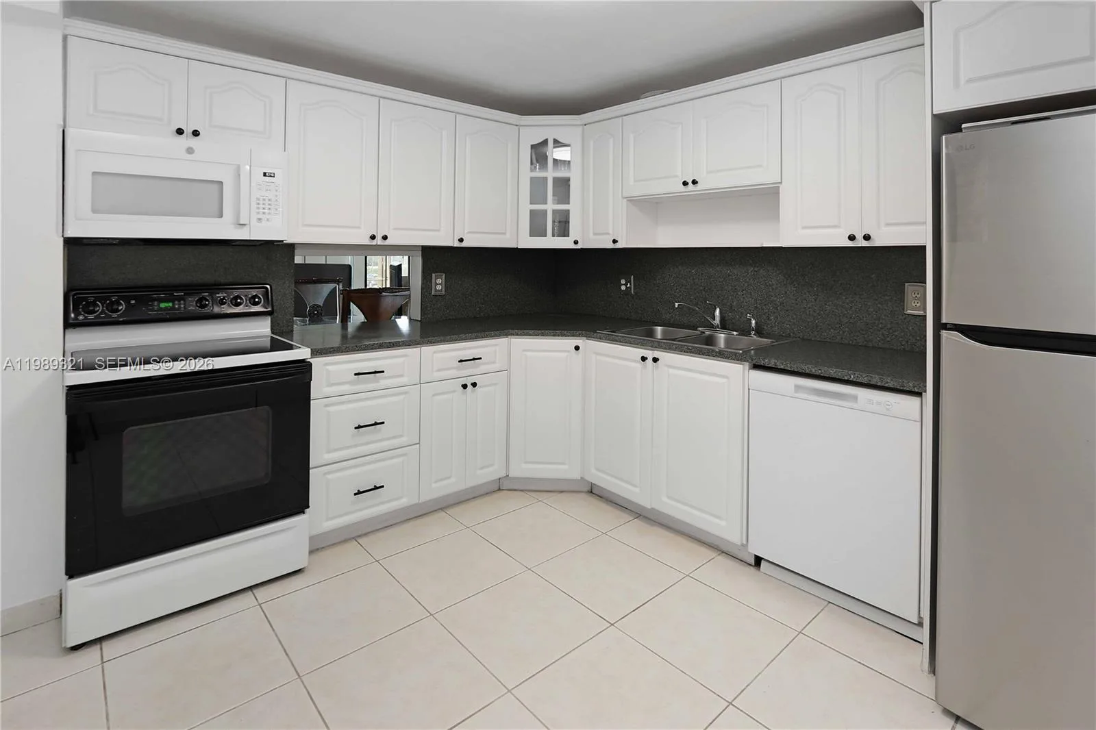 2821 N Miami Beach Blvd # 2K, North Miami Beach, FL 33160 photo 12