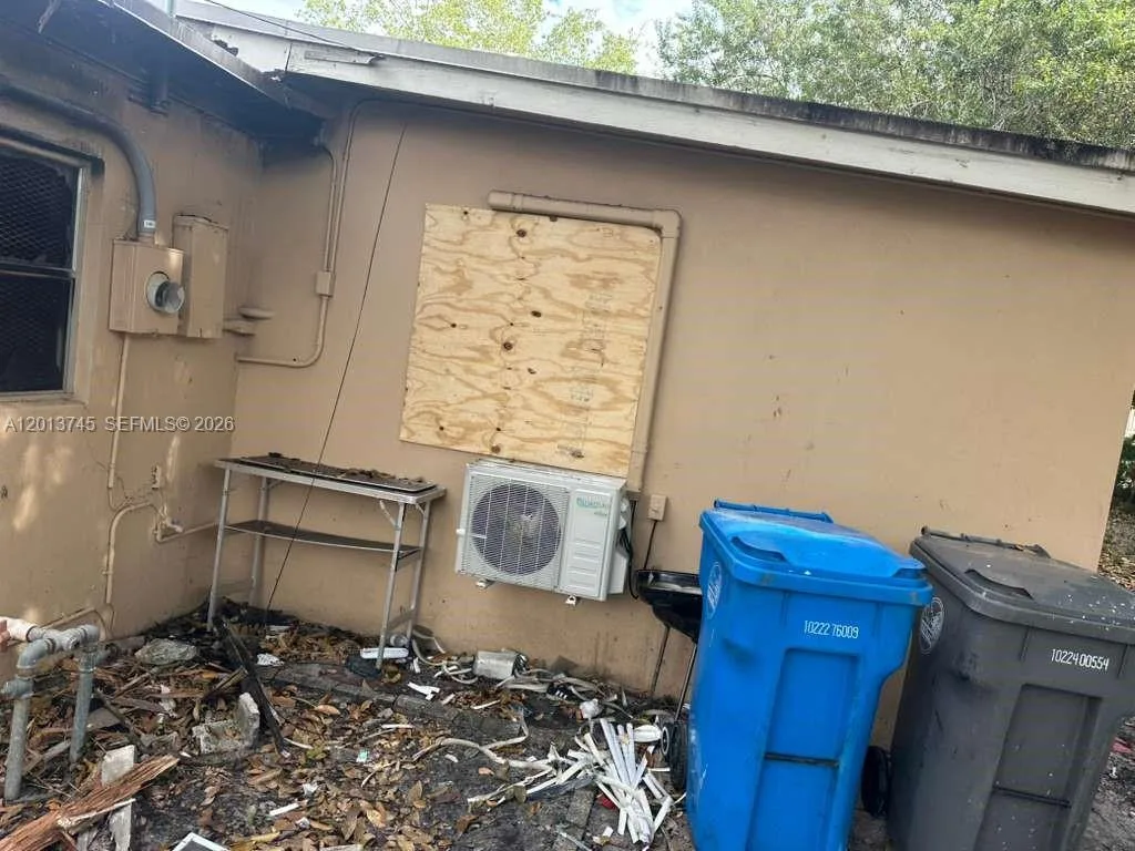 3910 SW 34th Ave, West Park, FL 33023 photo 7