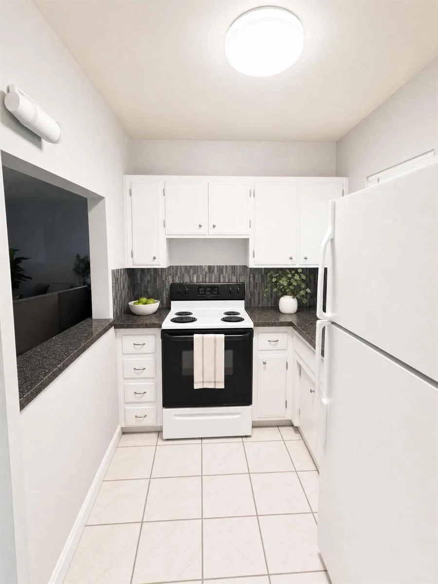 2409 NW 52nd Street, Tamarac, FL 33309 photo 2