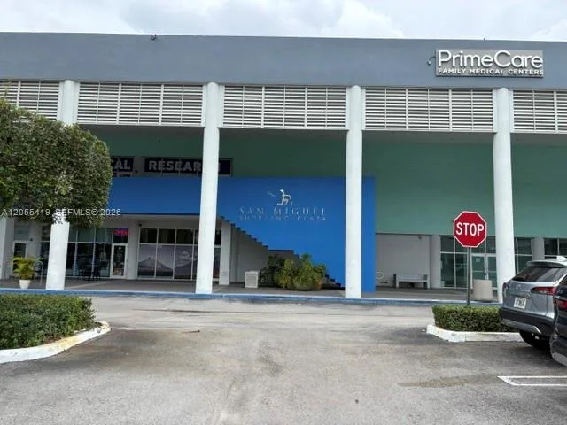 14028 SW 8th St, Miami, FL 33184 — zdjęcie 2