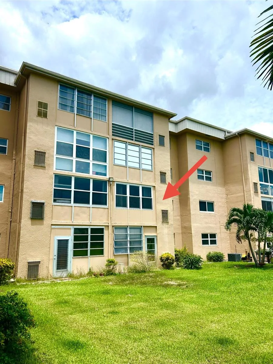 2600 NE 1st Lane # Apt 205, Boynton Beach, FL 33435