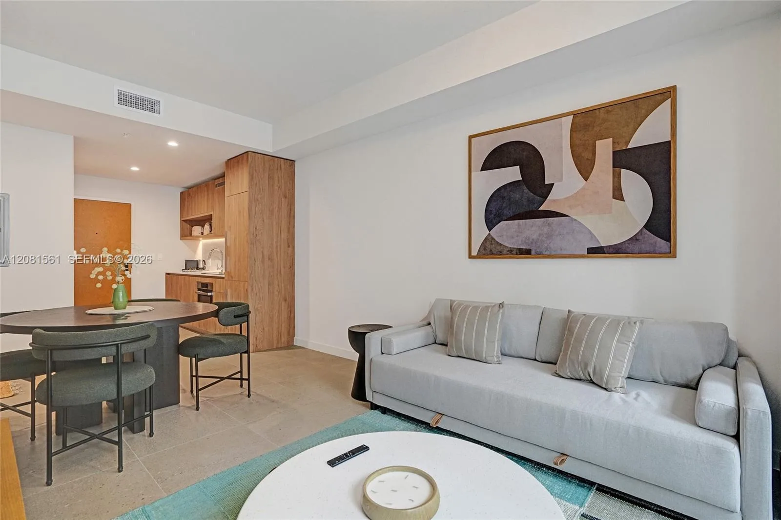 11 NE 6th St # 610, Miami, FL 33132