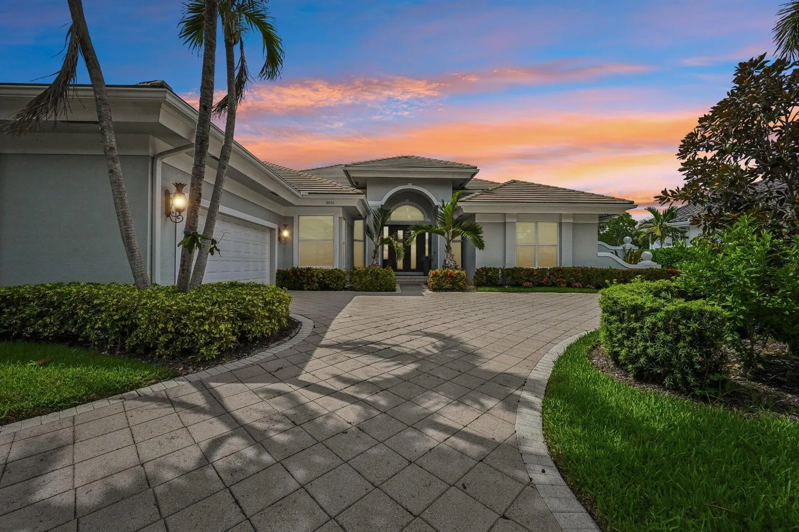 8651 SE Somerset Island Way, Jupiter, FL 33458 photo 2