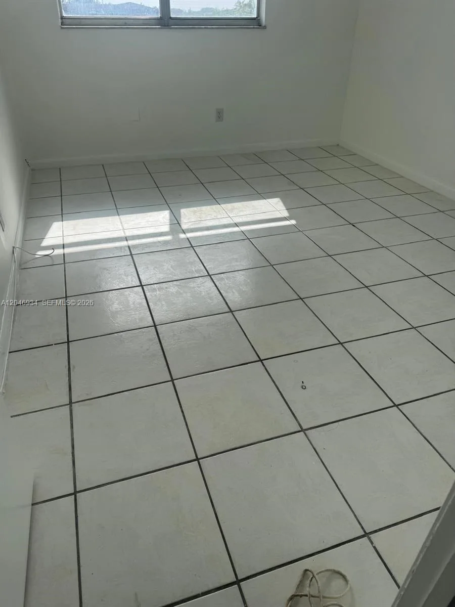 13725 NE 6th Ave # 402, North Miami, FL 33161 photo 4