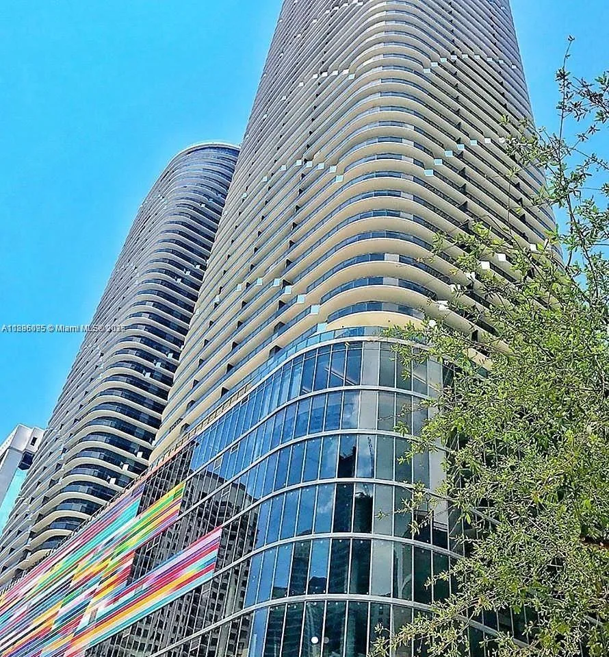 55 SW 9th St # 1608, Miami, FL 33130