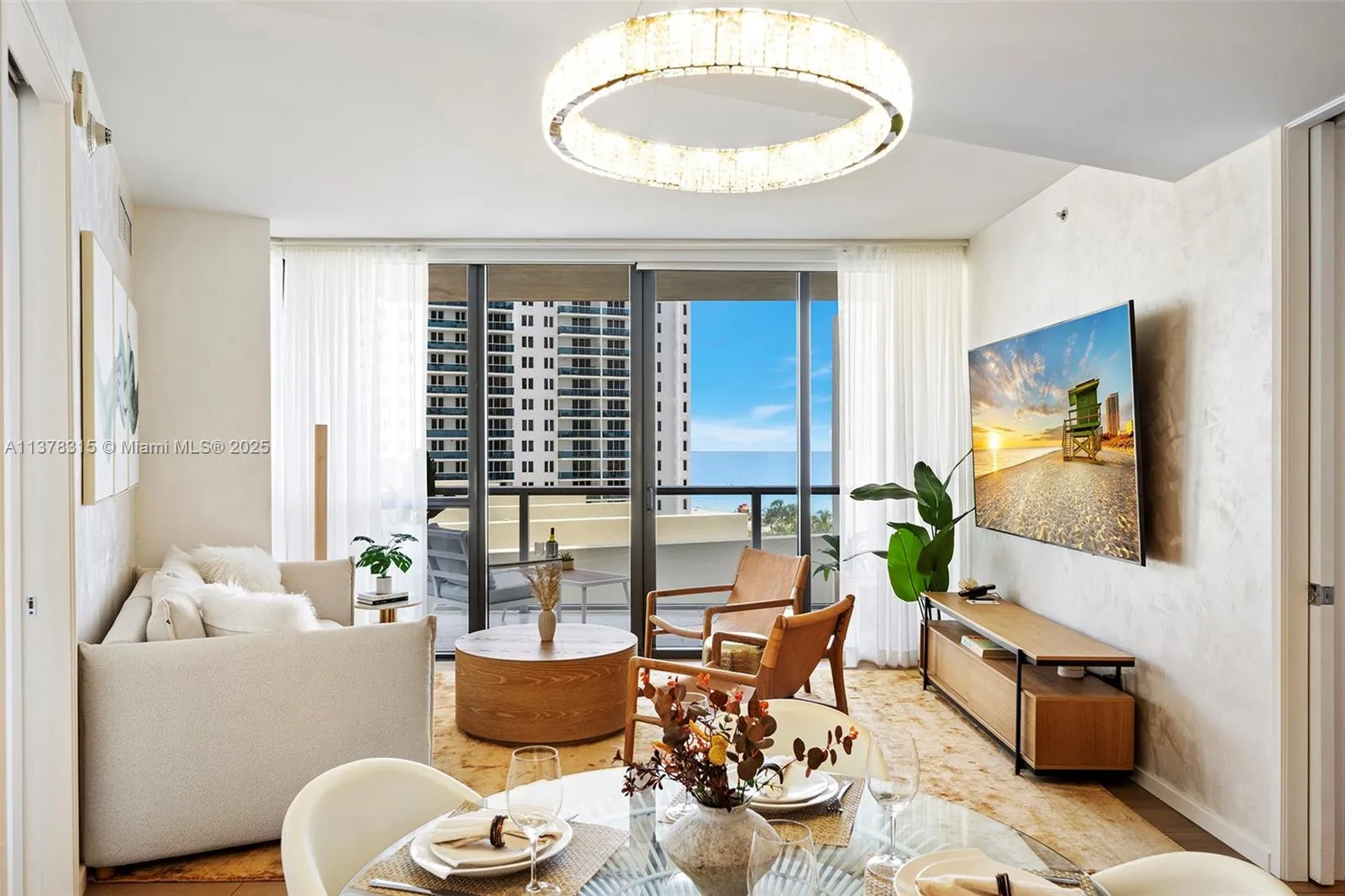 2201 Collins Ave # 811, Miami Beach, FL 33139 photo 2