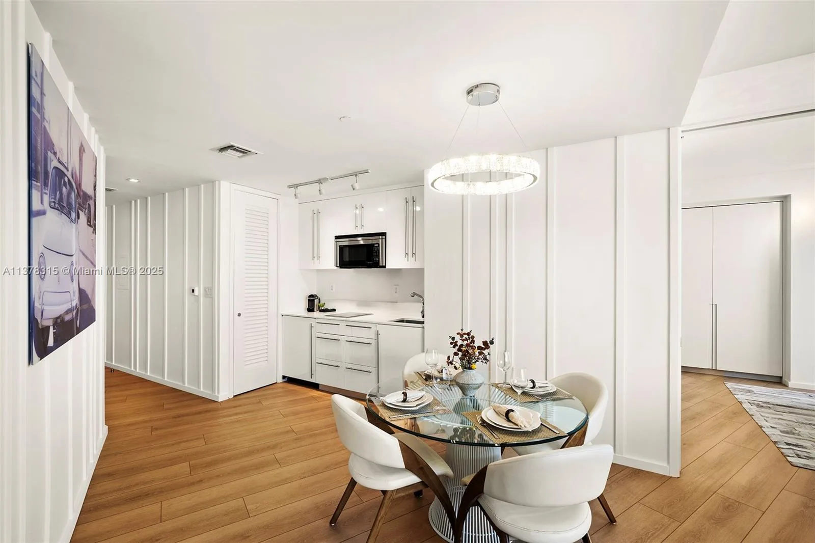 2201 Collins Ave # 811, Miami Beach, FL 33139 photo 9