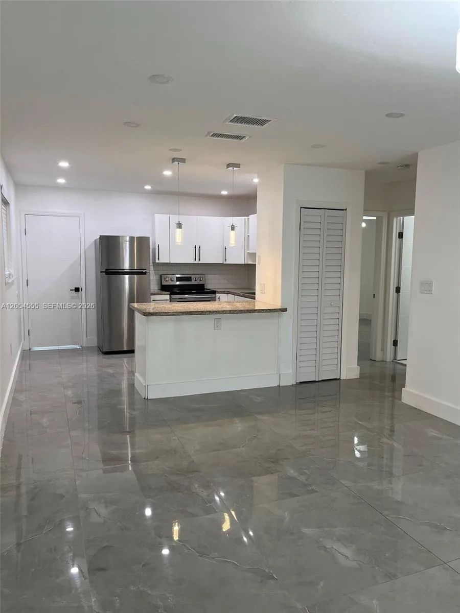 2783 SW 33rd Ave # 2783, Miami, FL 33133