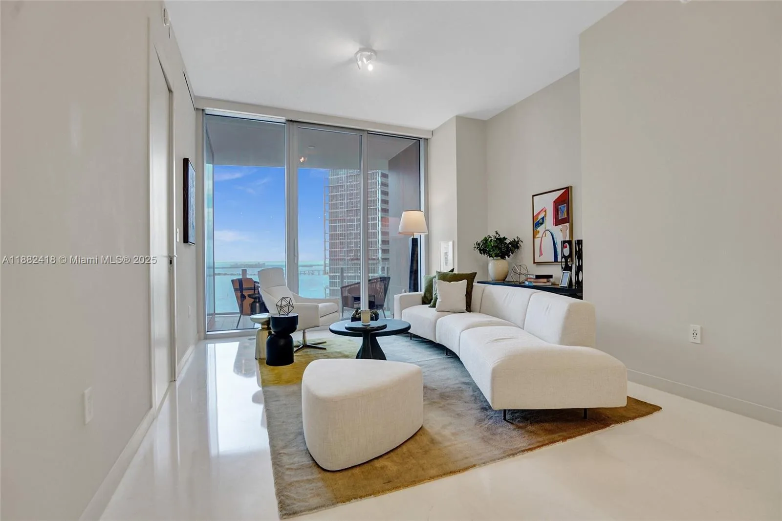 300 Biscayne Blvd Way # 2305W, Miami, FL 33131 photo 4