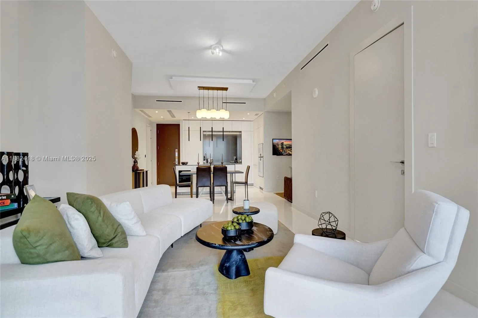 300 Biscayne Blvd Way # 2305W, Miami, FL 33131 photo 7