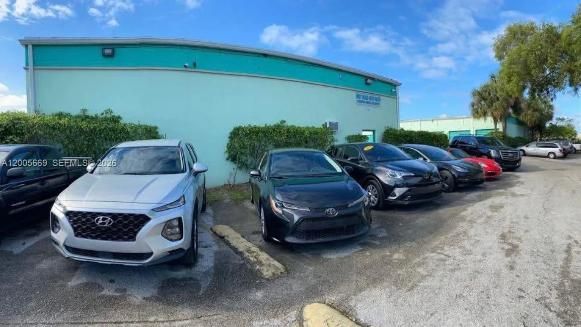 Auto Sales & Detailing For Sale In Margate, Margate, FL 33063 photo 2