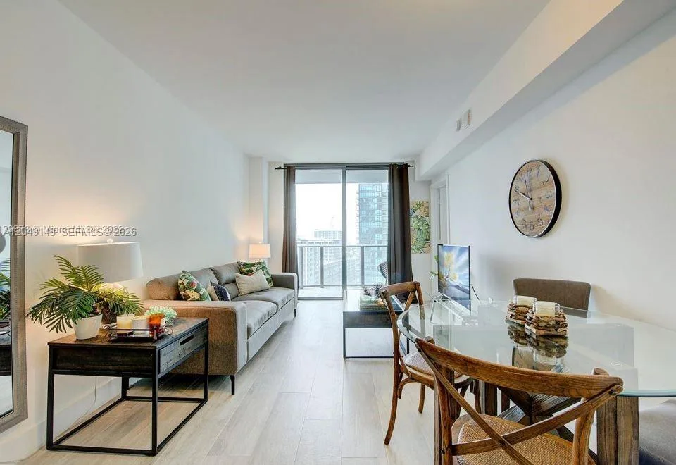 121 NE 34th St # 1603, Miami, FL 33137 photo 3