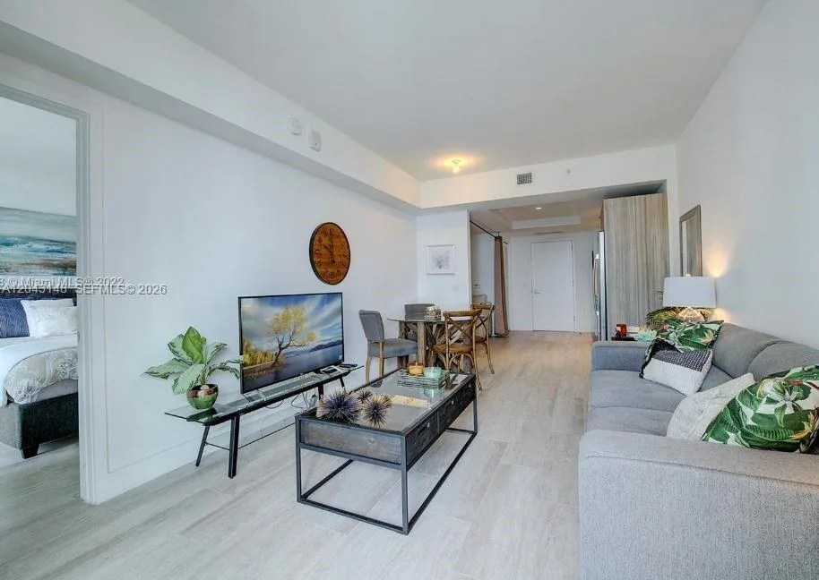 121 NE 34th St # 1603, Miami, FL 33137 photo 5