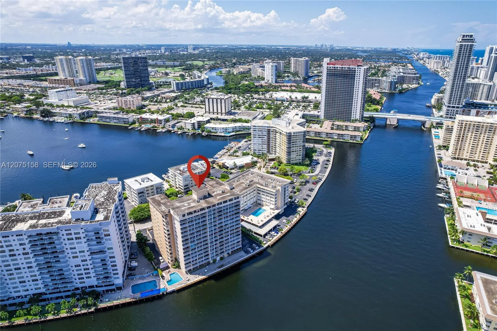 121 Golden Isles Dr # 907, Hallandale Beach, FL 33009