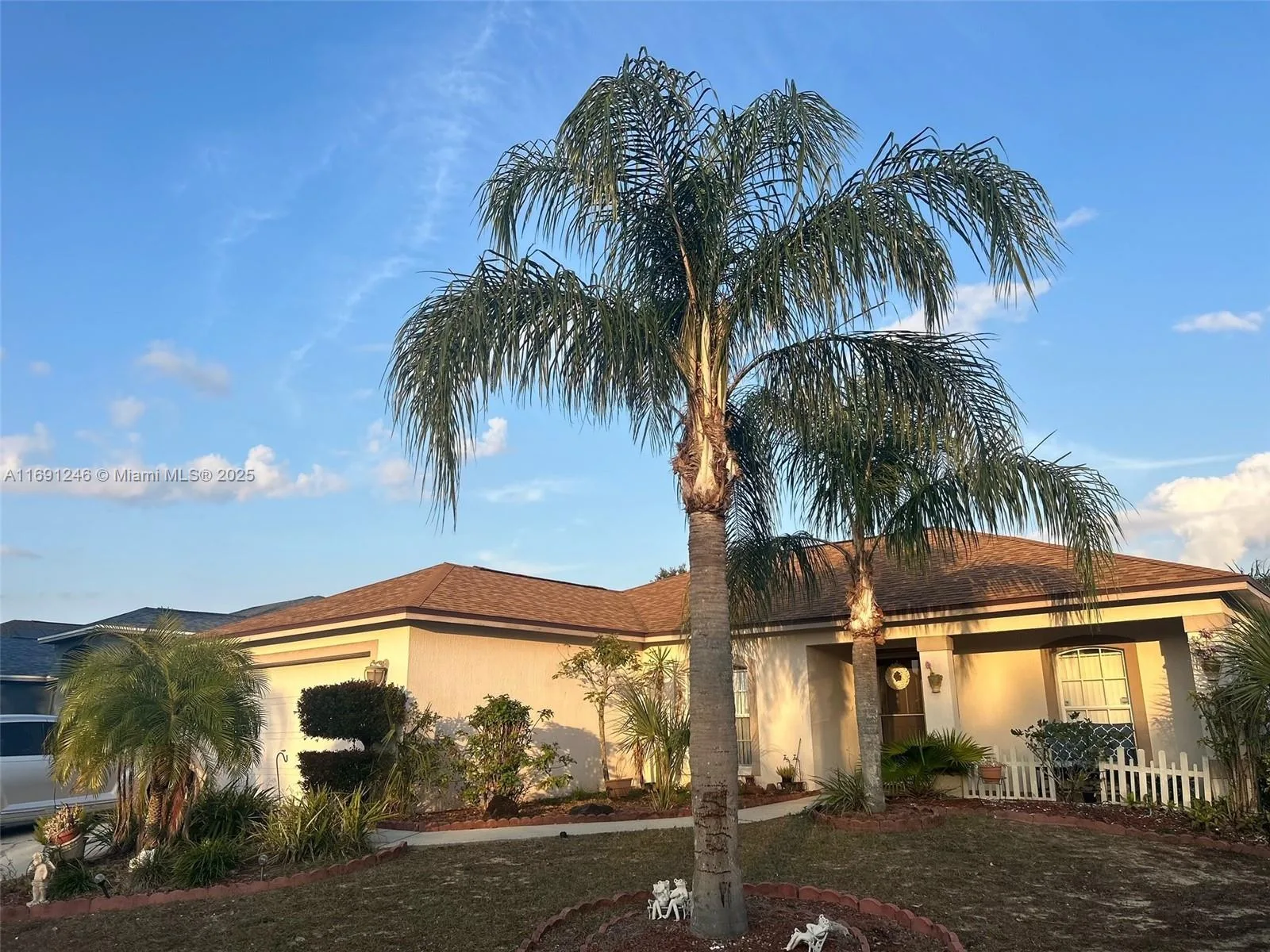669 Sierra Circle, Davenport, FL 33837 photo 3