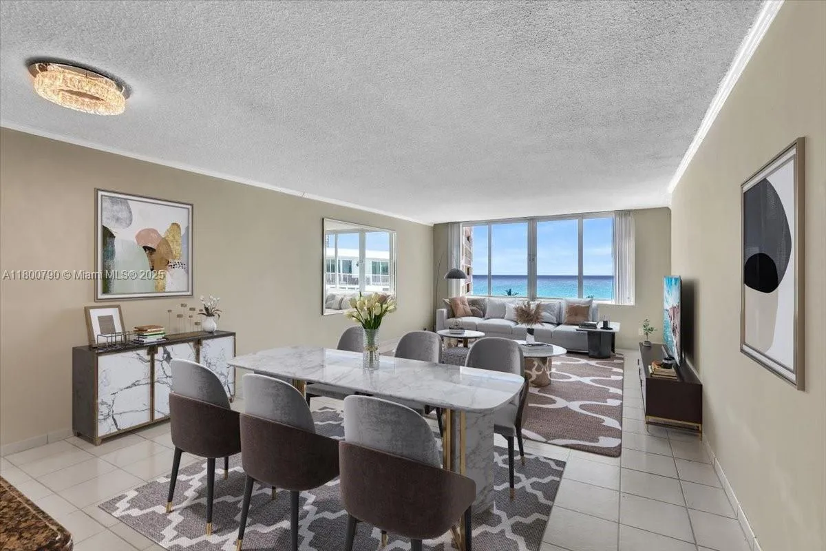 5401 Collins Ave # 428, Miami Beach, FL 33140 photo 2