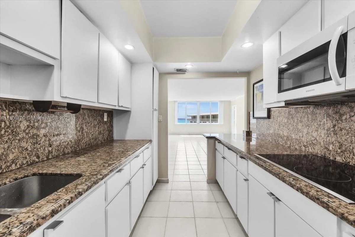 5401 Collins Ave # 428, Miami Beach, FL 33140 photo 4