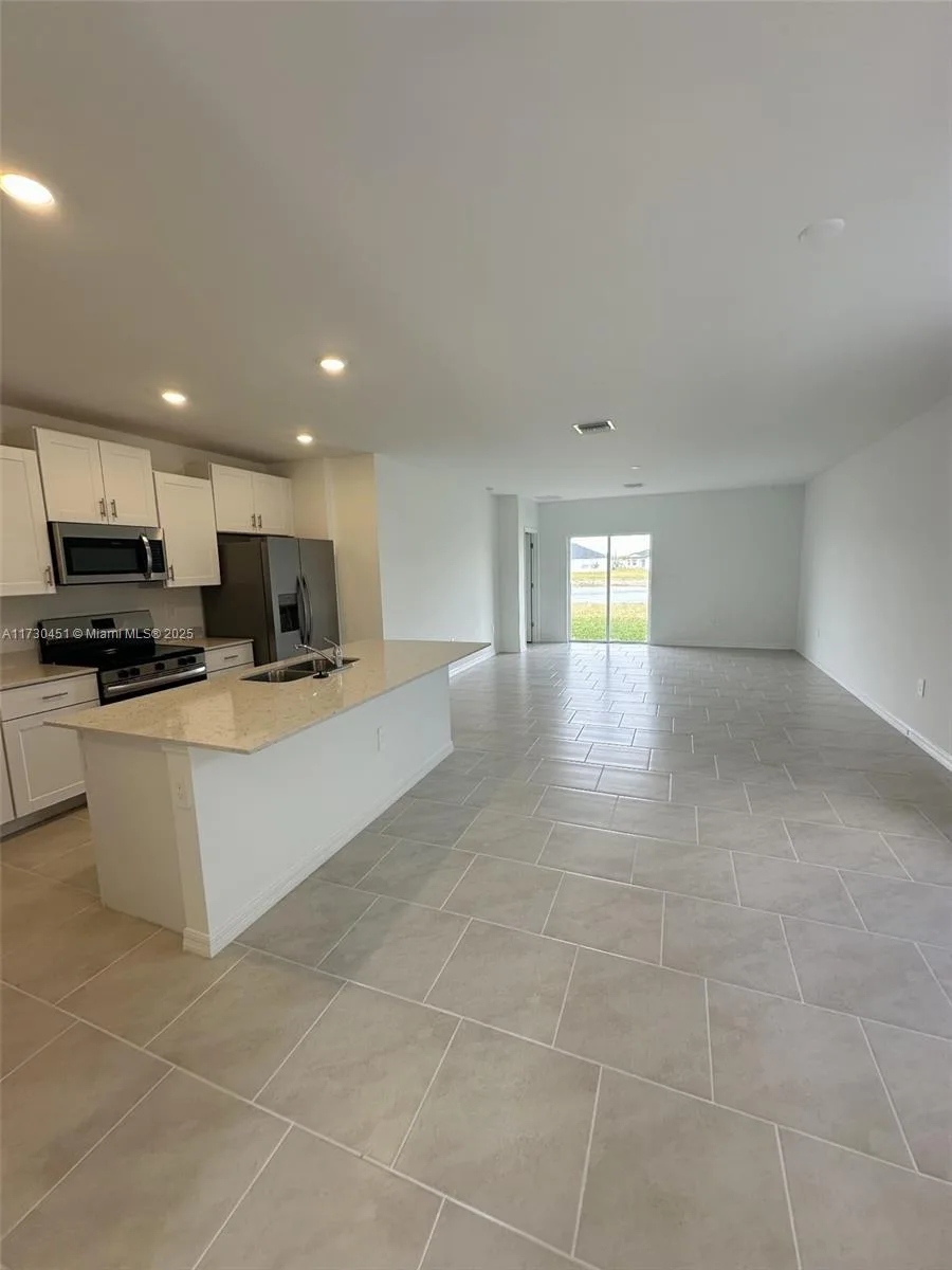 17520 MONTE ISOLA WAY, Fort Myers, FL 33917 photo 2