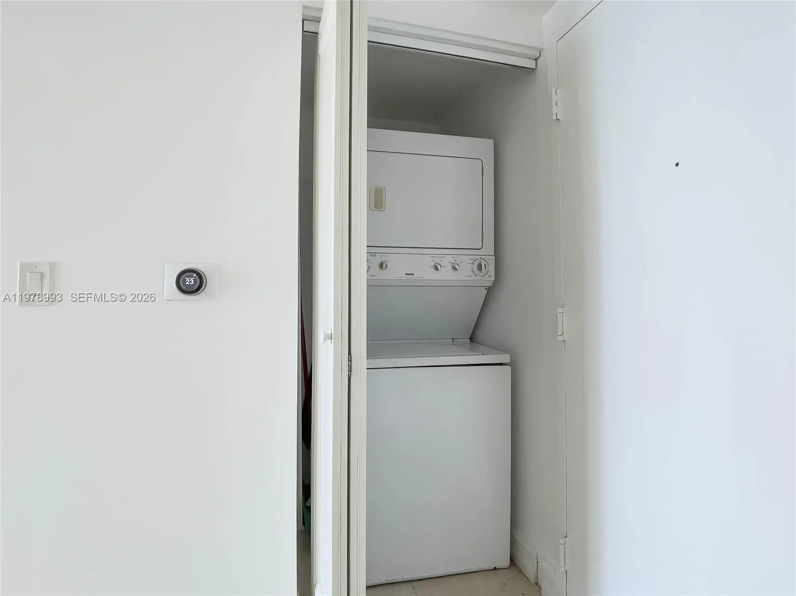 350 S Miami Ave # 3910, Miami, FL 33130 photo 12