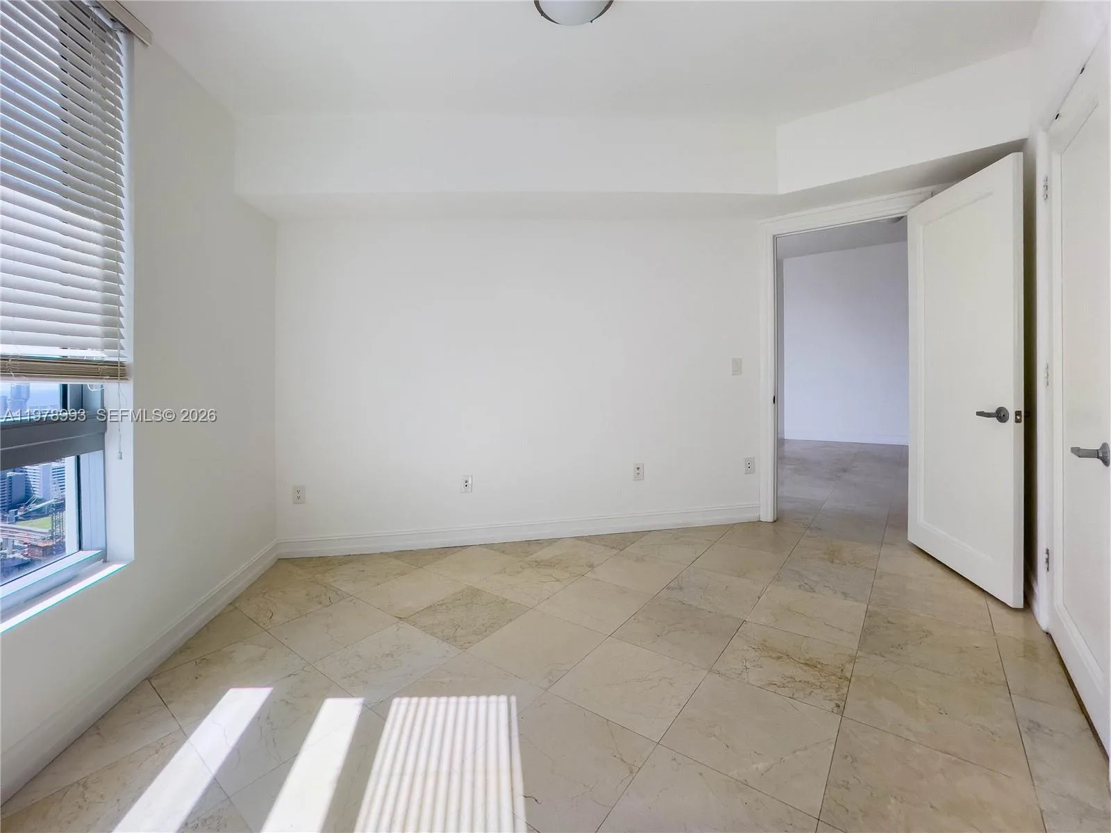 350 S Miami Ave # 3910, Miami, FL 33130 photo 7