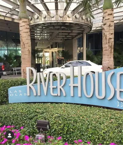 Las Olas River House