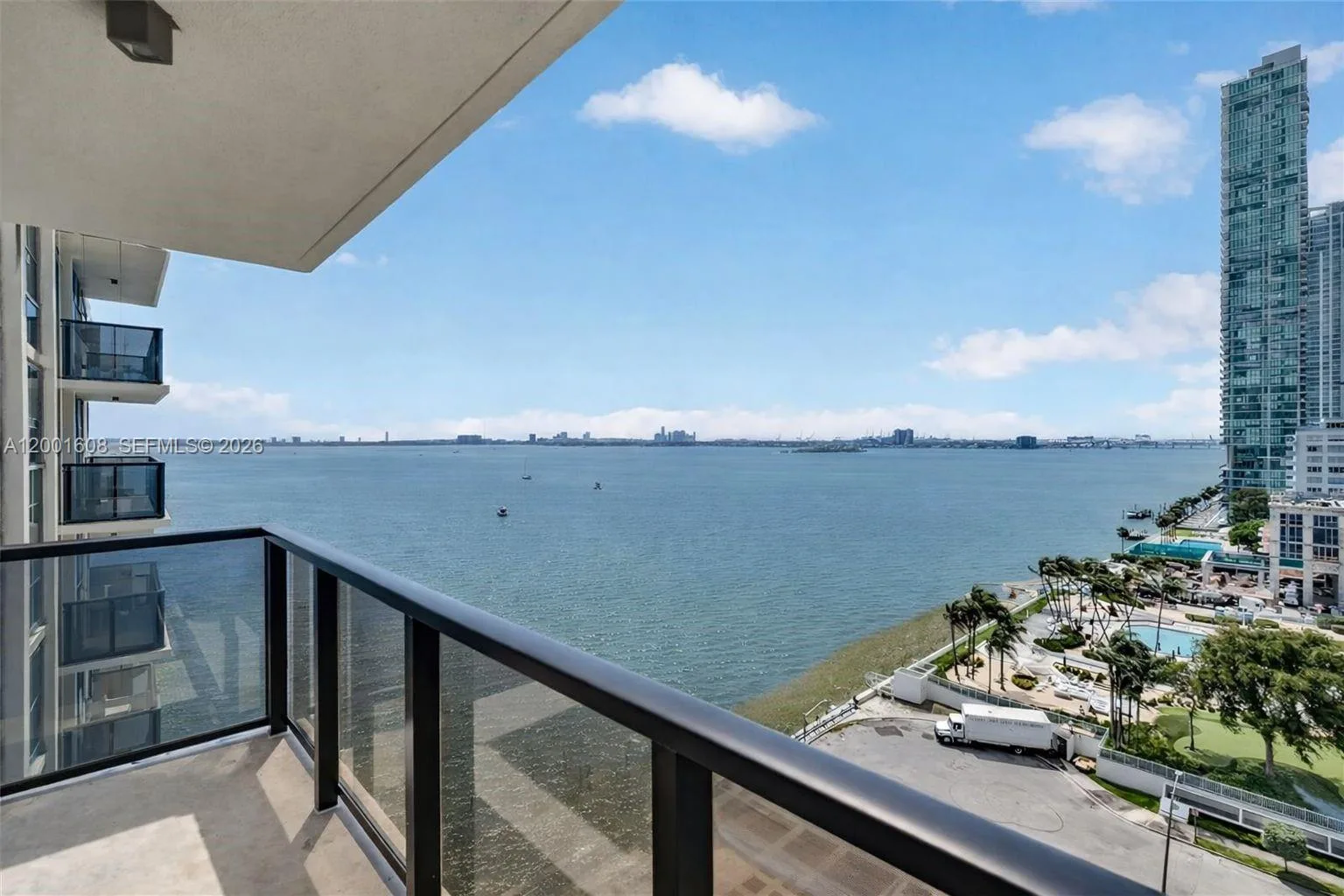 600 NE 36th St # 1220, Miami, FL 33137