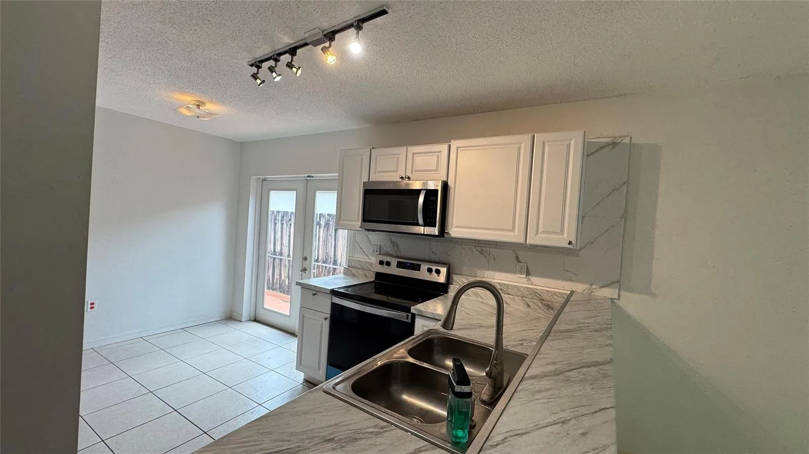 14332 SW 163RD Street, Miami, FL 33177 photo 9