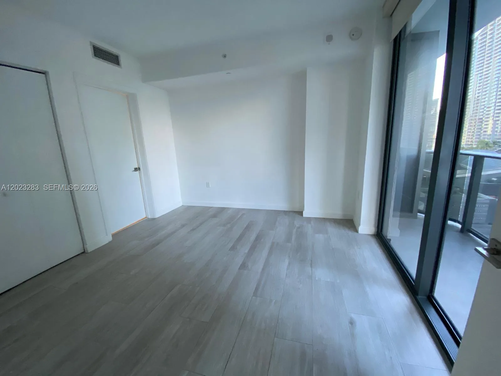 55 SW 9th St # 1503, Miami, FL 33130 photo 7
