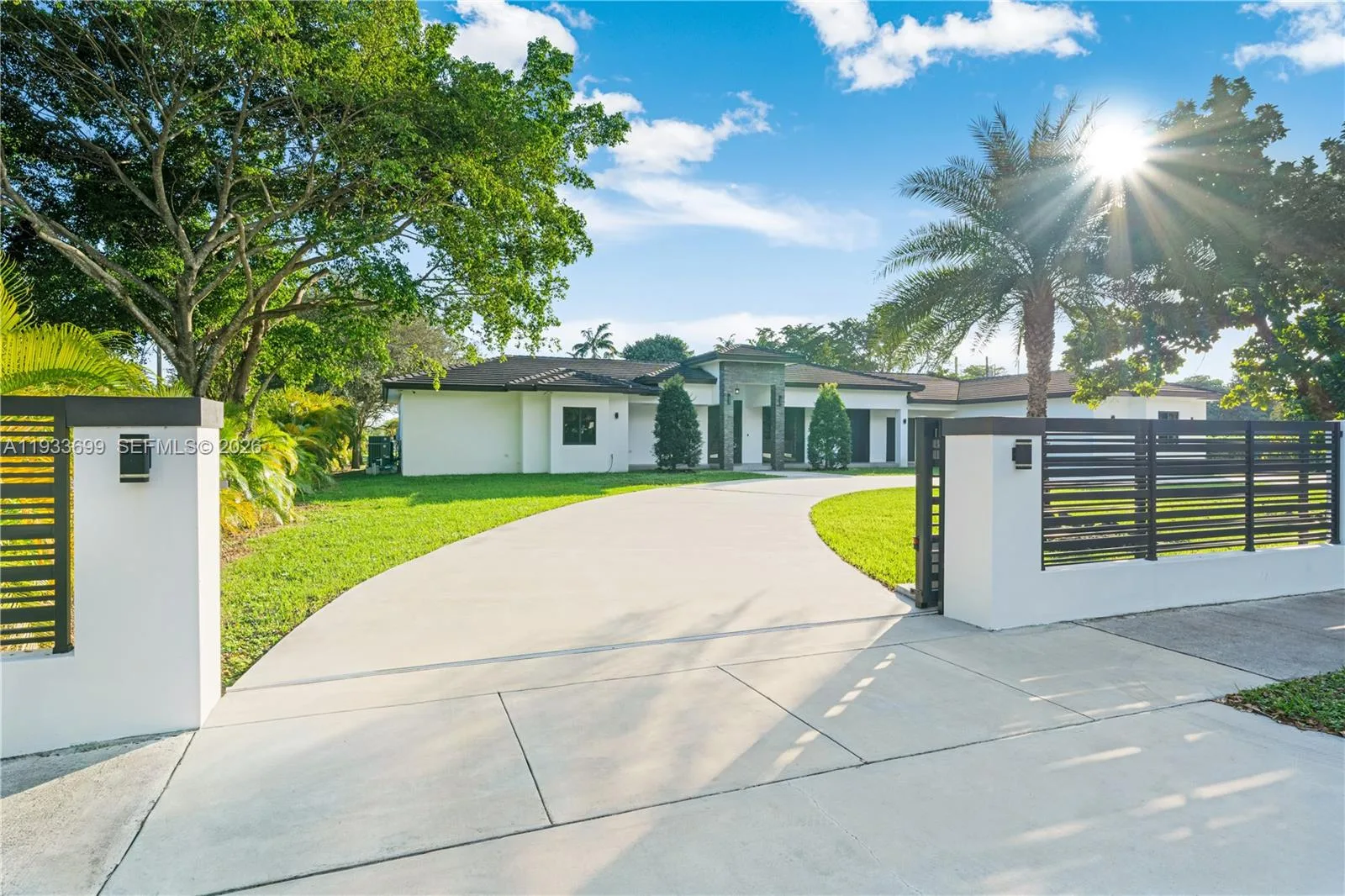 10398 SW 64th St, Miami, FL 33173 photo 4