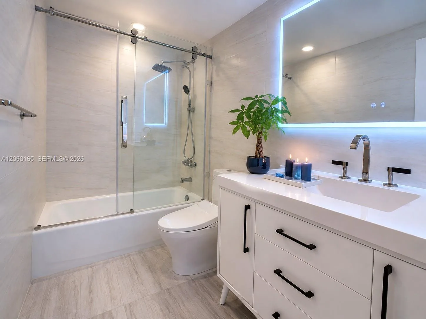 19390 Collins Ave # 1210, Sunny Isles Beach, FL 33160 photo 12