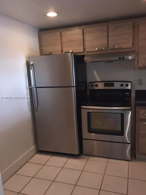 486 NW 165th St Rd # B-405, Miami, FL 33169 photo 8