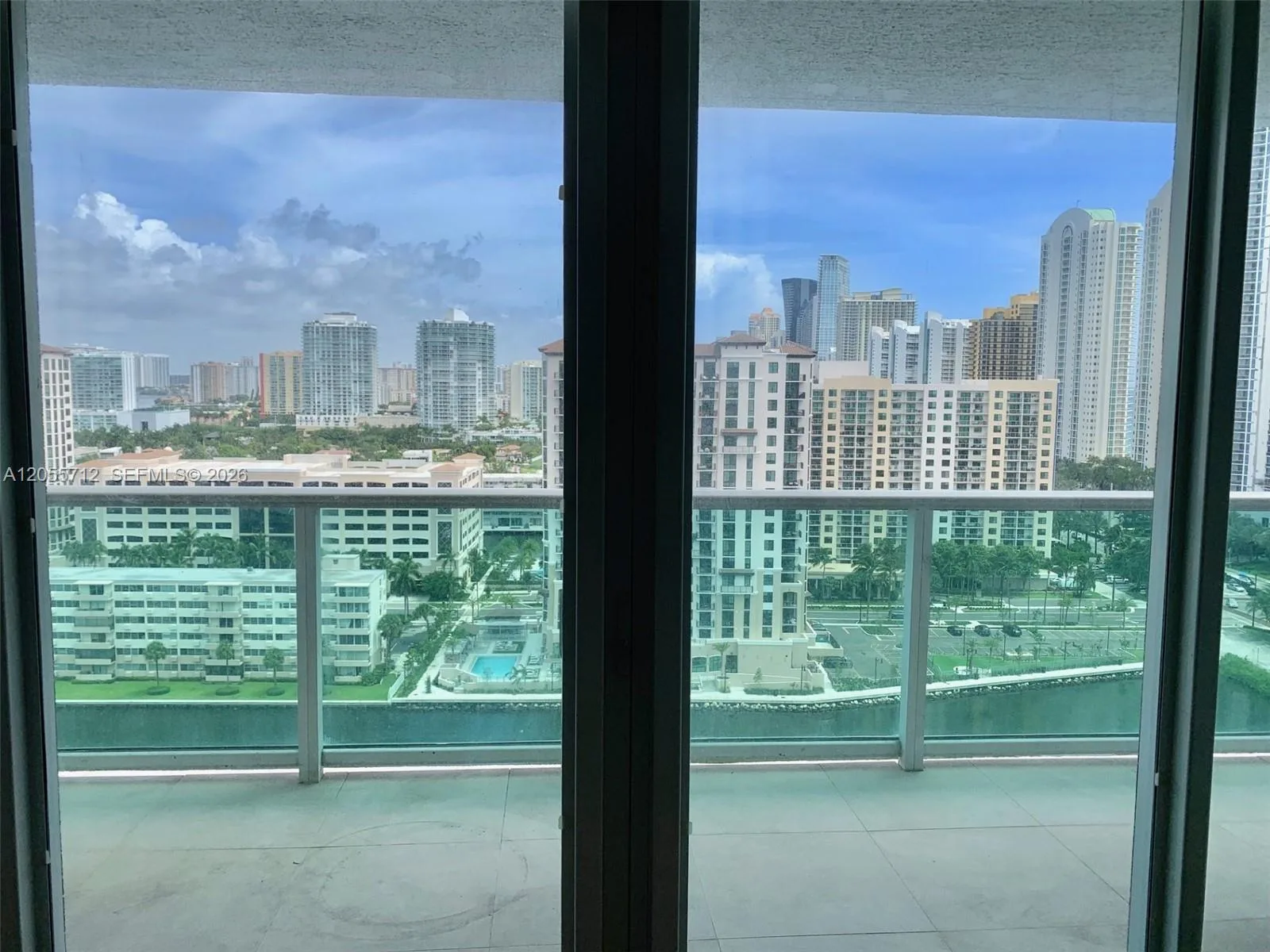 100 Bayview Dr # 1930, Sunny Isles Beach, FL 33160