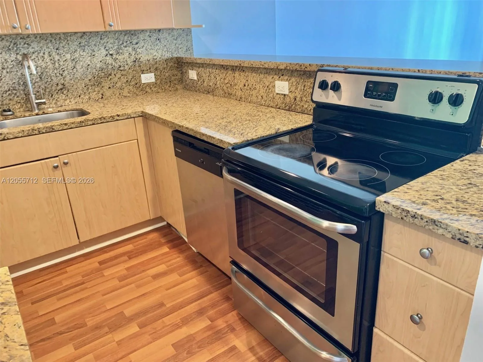 100 Bayview Dr # 1930, Sunny Isles Beach, FL 33160 photo 13