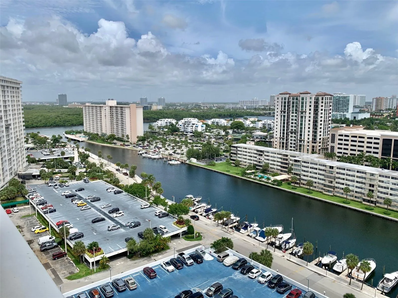 100 Bayview Dr # 1930, Sunny Isles Beach, FL 33160 photo 4
