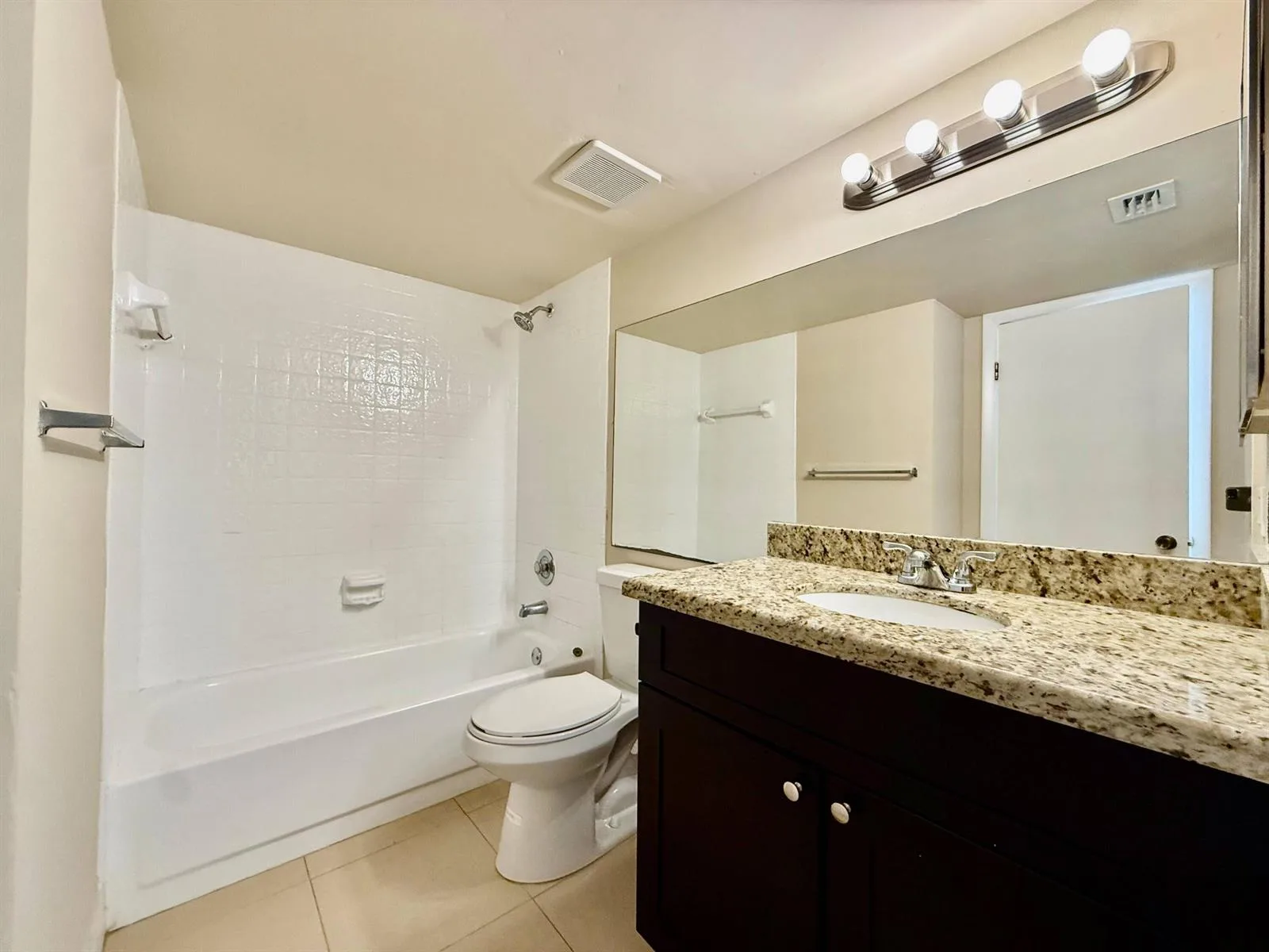 9901 Westview Drive # 324, Coral Springs, FL 33076 photo 3
