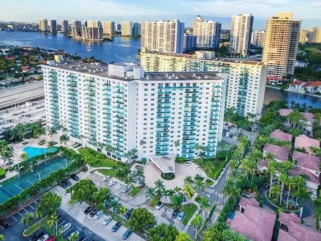 19390 Collins Ave # 1623, Sunny Isles Beach, FL 33160