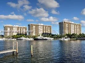 1 Grove Isle Dr # A804, Miami, FL 33133