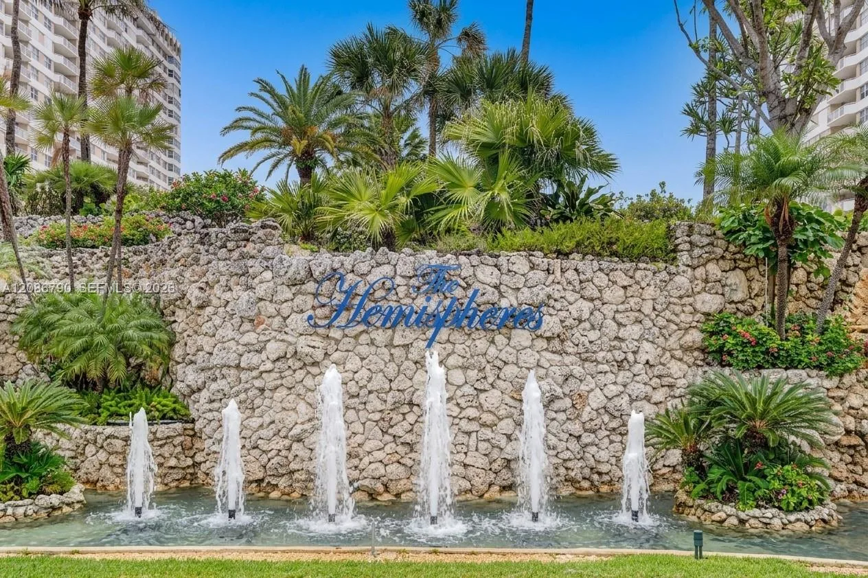 1950 S Ocean Dr # LE, Hallandale Beach, FL 33009
