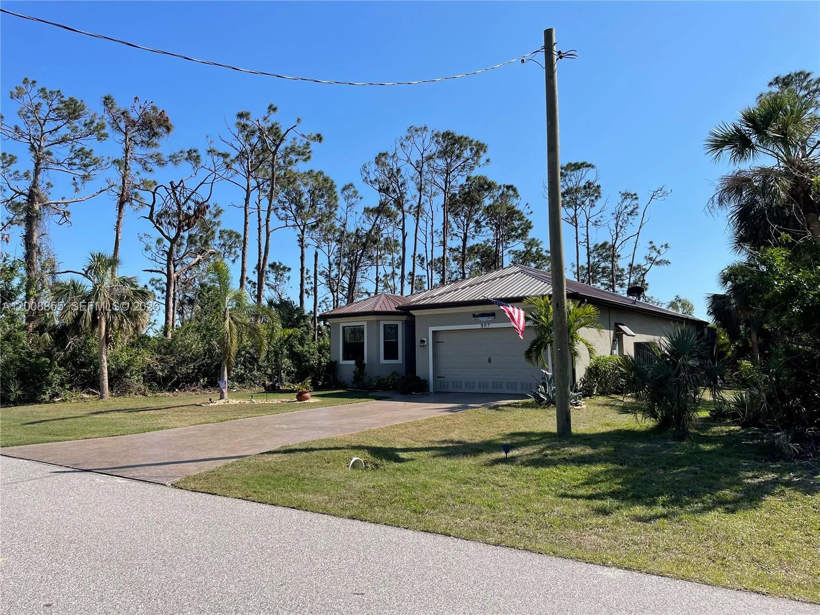 385 Albatross Rd, Other City - In The State Of Florida, FL 33947 photo 3