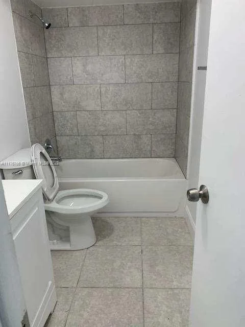 5900 NW 17th Pl # 109, Sunrise, FL 33313 photo 3